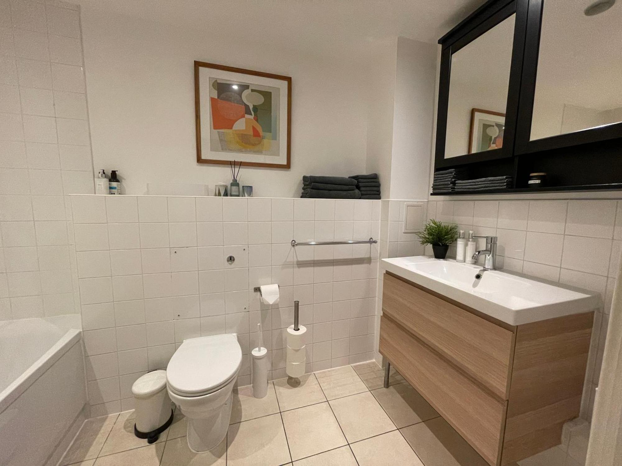 Lombok Apartment Near Old Street,Islington,Angel ลอนดอน ภายนอก รูปภาพ