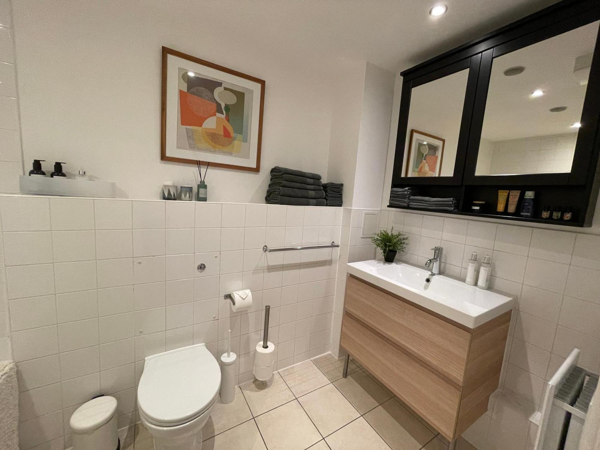 Lombok Apartment Near Old Street,Islington,Angel ลอนดอน ภายนอก รูปภาพ